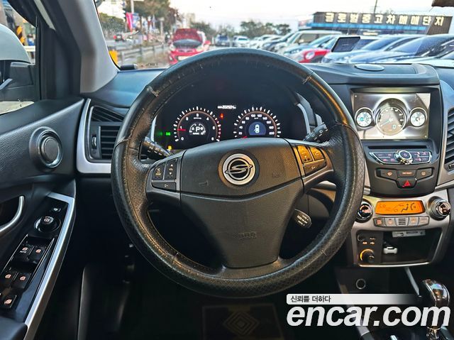 KG Mobility KORANDO 2015 — photo 15