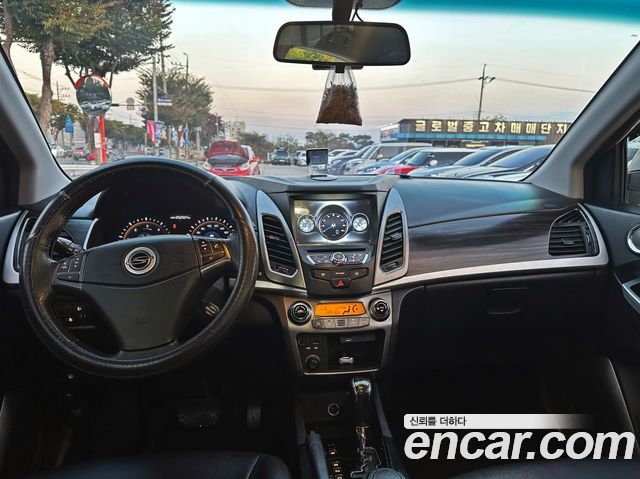 KG Mobility KORANDO 2015 — photo 16