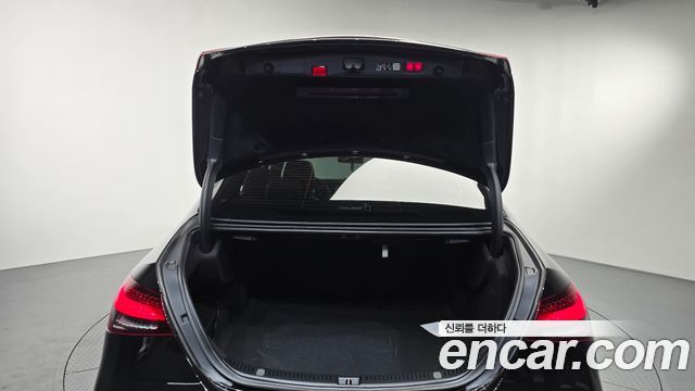 Mercedes-Benz E-Class 2023 — photo 25