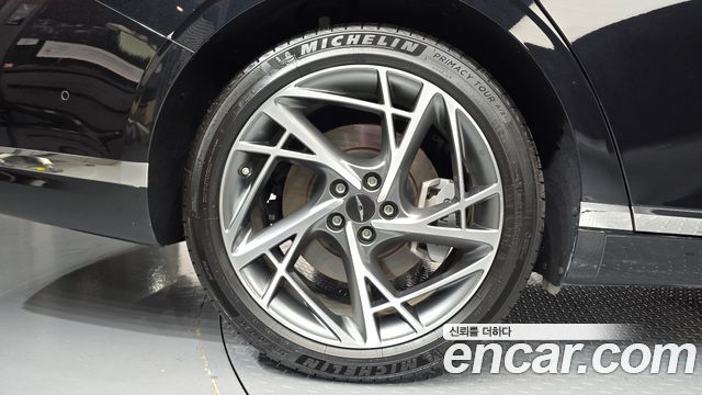 Genesis G90 2023 — photo 5