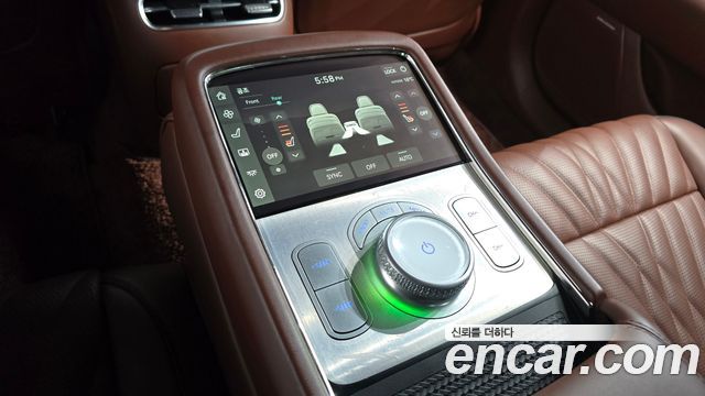 Genesis G90 2023 — photo 9