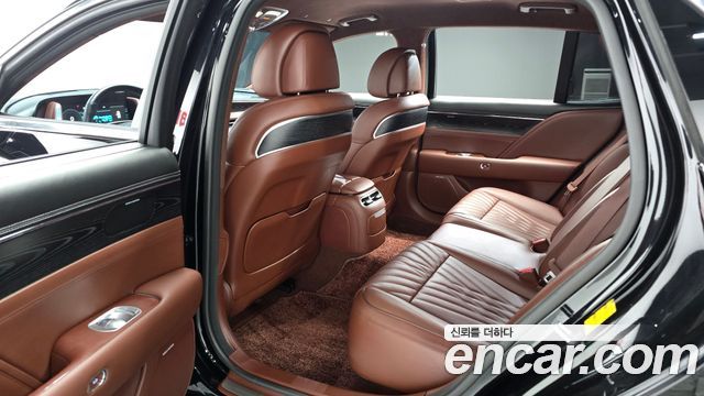 Genesis G90 2023 — photo 11