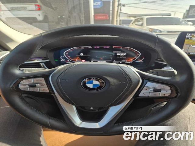 BMW 5-Series 2023 — photo 4