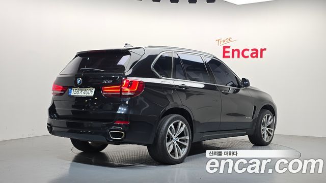 BMW X5 2016 — photo 2