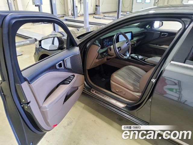 Kia K8 2023 — photo 12