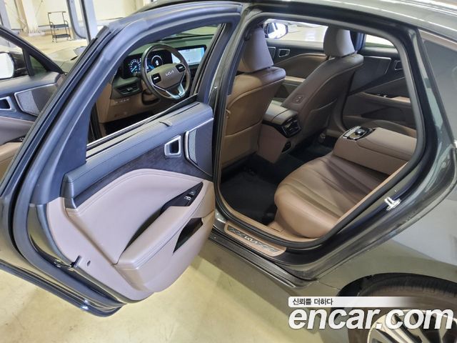 Kia K8 2023 — photo 13