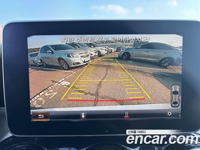 Mercedes-Benz C-Class 2018 — photo 18