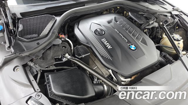 BMW 7-Series 2018 — photo 6