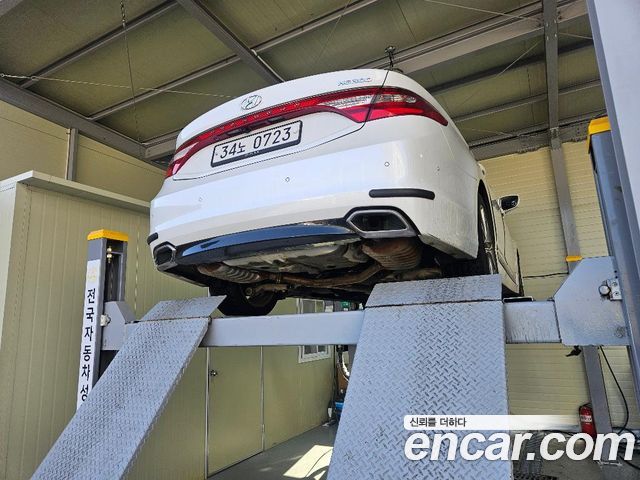 Hyundai Grandeur 2017 — photo 2