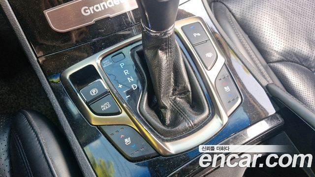 Hyundai Grandeur 2012 — photo 14