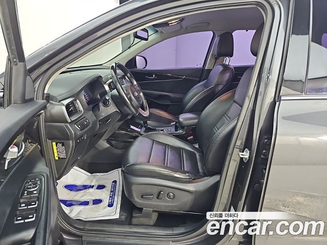 Kia Sorento 2015 — photo 11