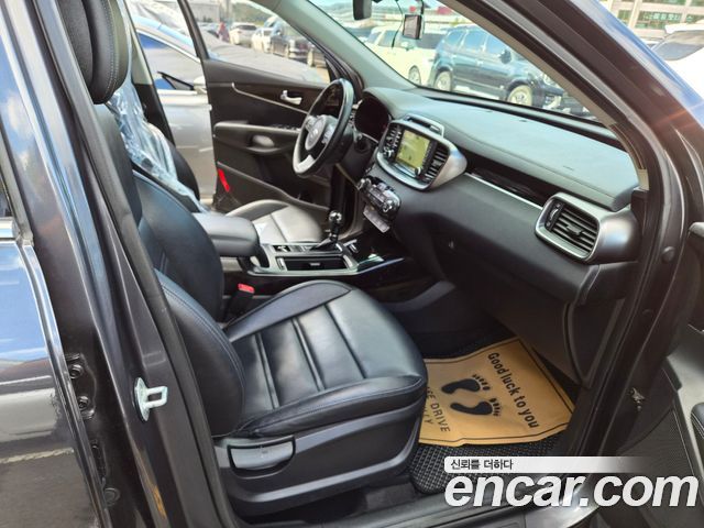 Kia Sorento 2016 — photo 11