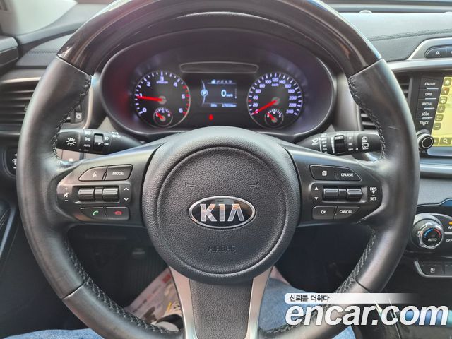 Kia Sorento 2016 — photo 16