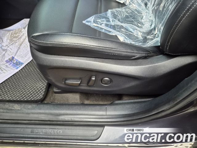Kia Sorento 2016 — photo 17