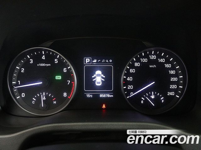 Hyundai AVANTE 2018 — photo 8