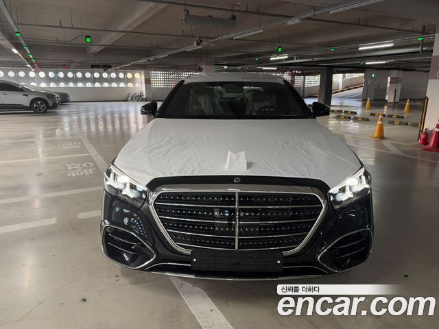 Mercedes-Benz S-Class 2027 — photo 2