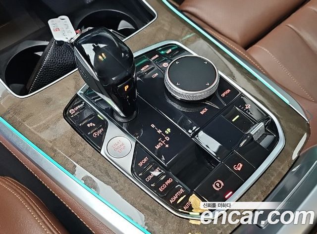 BMW X5 2019 — photo 8