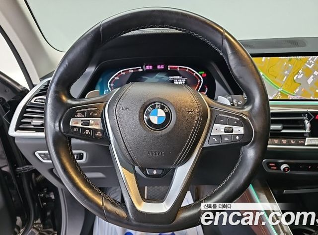 BMW X5 2019 — photo 9