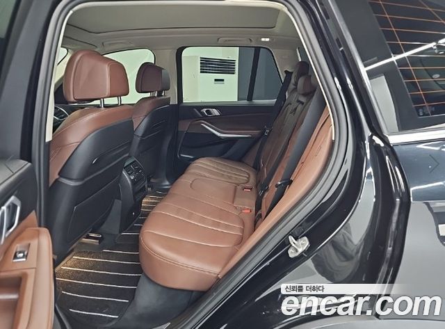 BMW X5 2019 — photo 12