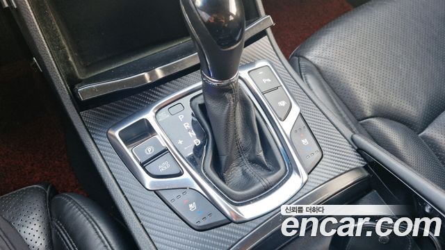 Hyundai Grandeur 2015 — photo 11