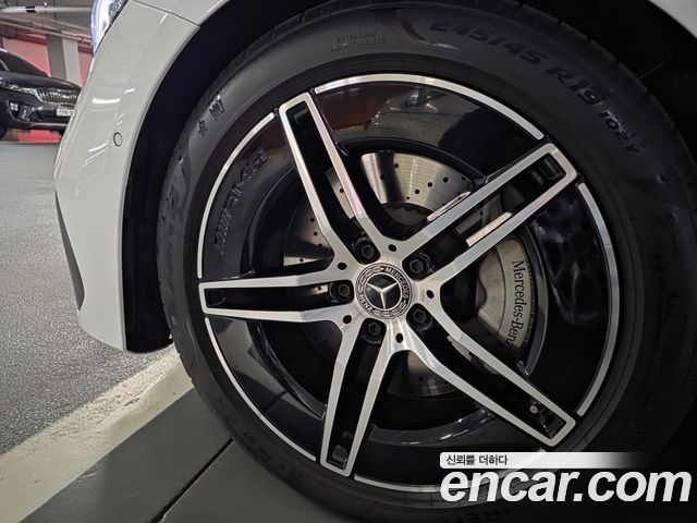 Mercedes-Benz E-Class 2026 — photo 5