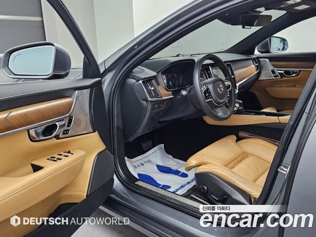 Volvo S90 2018 — photo 11