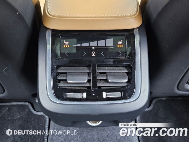 Volvo S90 2018 — photo 16