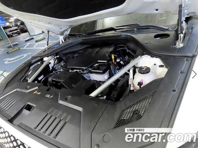 Genesis GV70 2023 — photo 18