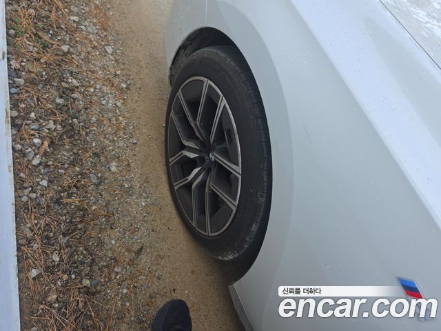 BMW i7 2024 — photo 2
