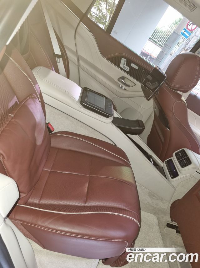 Mercedes-Benz GLS-Class 2022 — photo 6