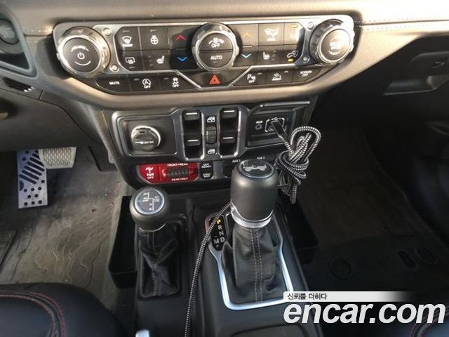Jeep Wrangler 2024 — photo 9