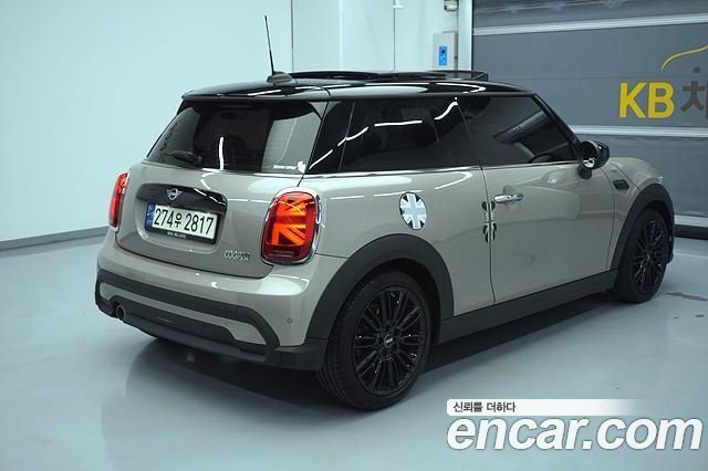 Mini Cooper 2024 — photo 6