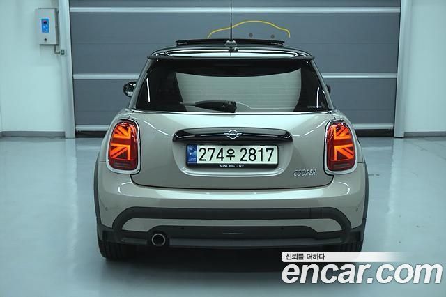 Mini Cooper 2024 — photo 7