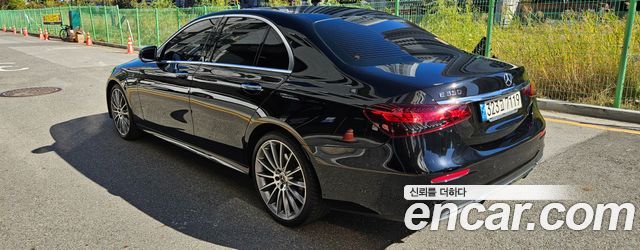 Mercedes-Benz E-Class 2022 — photo 5