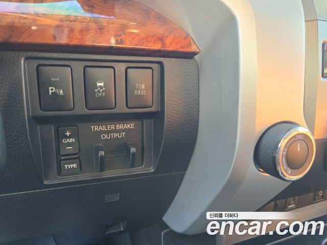 Toyota Tundra 2016 — photo 16