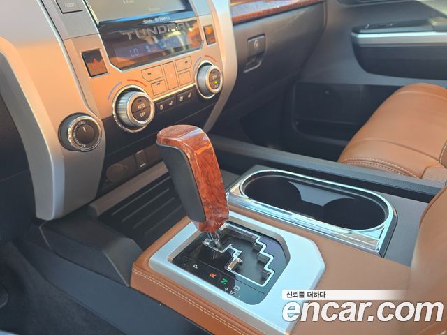 Toyota Tundra 2016 — photo 18