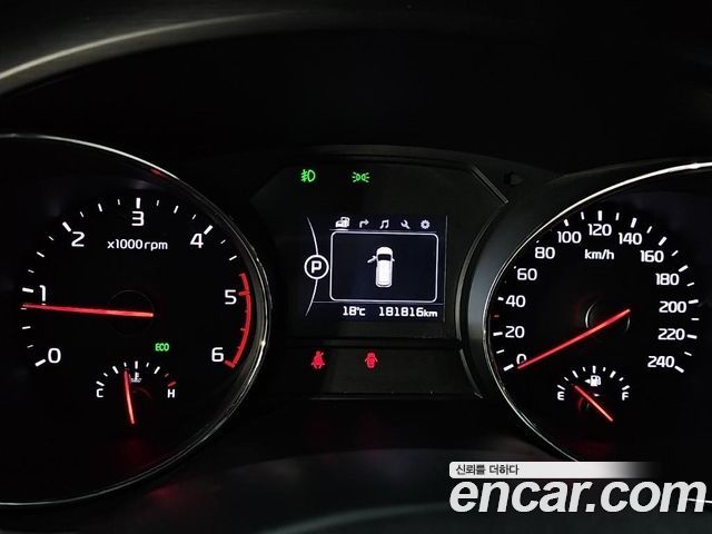 Kia Canival 2018 — photo 8