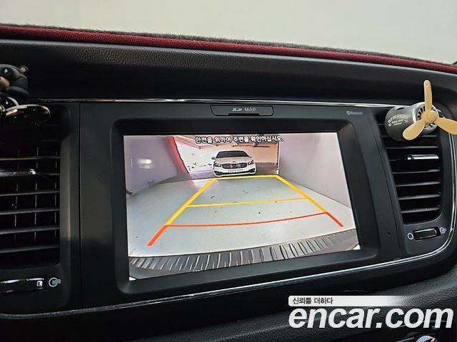Kia Canival 2018 — photo 15