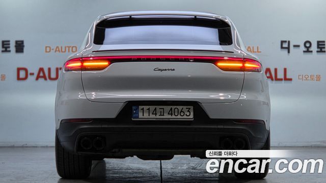 Porsche Cayenne 2022 — photo 5