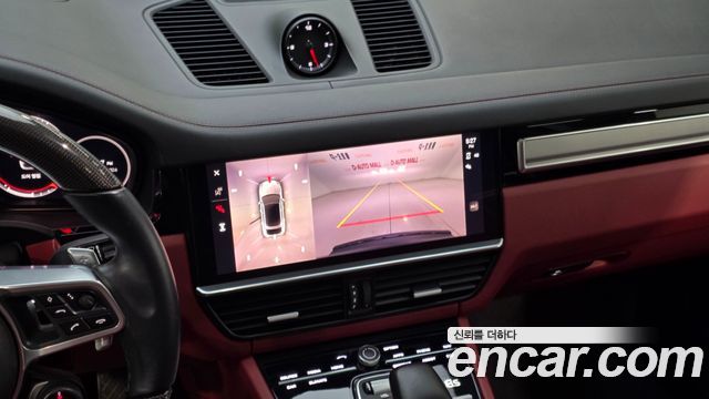 Porsche Cayenne 2022 — photo 13