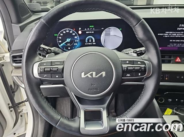 Kia Sportage 2022 — photo 9