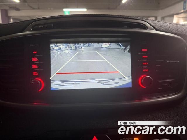 Kia Sorento 2016 — photo 11