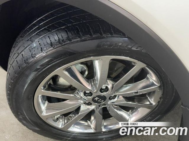 Kia Sorento 2016 — photo 20