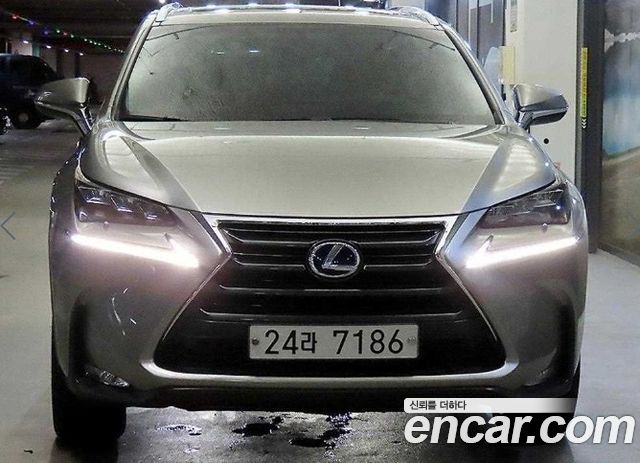 Lexus NX 2015 — photo 2