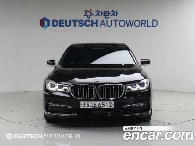 BMW 7-Series 2017 — photo 1