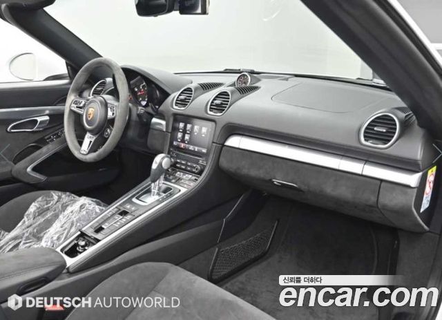 Porsche 718 2018 — photo 7