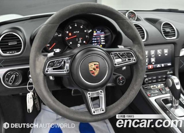 Porsche 718 2018 — photo 13