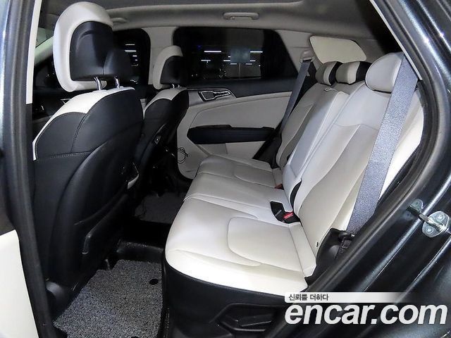 Kia Sportage 2023 — photo 7