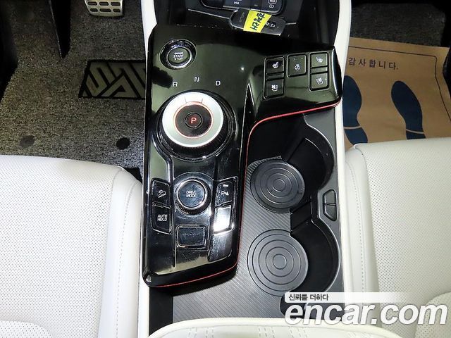 Kia Sportage 2023 — photo 12