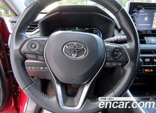 Toyota RAV4 2019 — photo 8